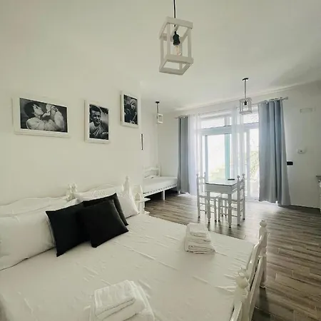 La Casa Di Nina Bed & Breakfast