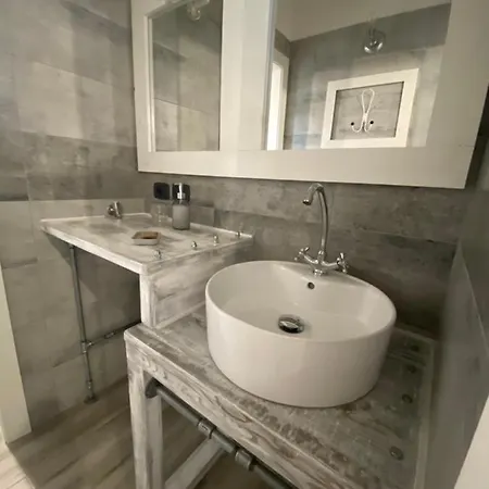 La Casa Di Nina Bed & Breakfast